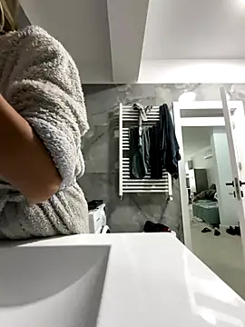 Snapshot of BonyBon29 chatting on 11/07/25, 07:13 BonyBon29 online show from 11/07/25, 07:13