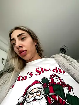 Snapshot of BonyBon29 chatting on 12/01/25, 06:47 BonyBon29 online show from 12/01/25, 06:47