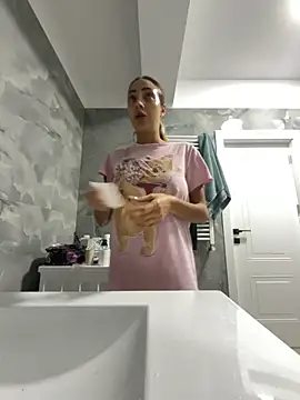 Snapshot of BonyBon29 chatting on 10/20/25, 05:53 BonyBon29 online show from 10/20/25, 05:53