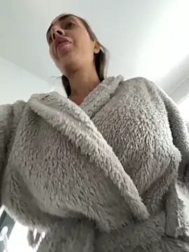 Snapshot of BonyBon29 chatting on 10/30/25, 07:39 BonyBon29 online show from 10/30/25, 07:39