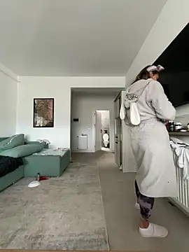 Snapshot of BonyBon29 chatting on 11/19/25, 08:14 BonyBon29 online show from 11/19/25, 08:14