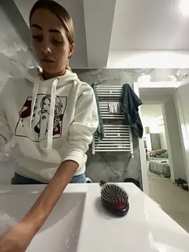 BonyBon29 online show from 04/13/26, 11:47