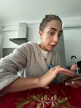 Snapshot of BonyBon29 chatting on 12/02/25, 06:37 BonyBon29 online show from 12/02/25, 06:37