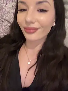 Snapshot of Suga_babe chatting on 03/04/25, 10:49 Suga babe online show from 03/04/25, 10:49