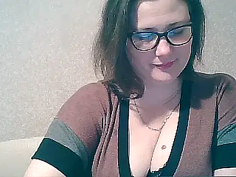 MerryLaCherry online show from 02/09/25, 11:15