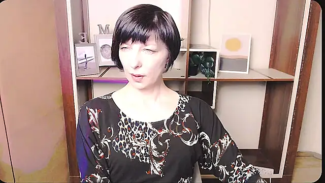  AngeliaFlow  online show from 04/03/26, 08:21