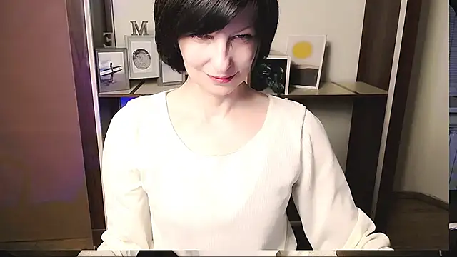  AngeliaFlow  online show from 05/16/26, 10:36