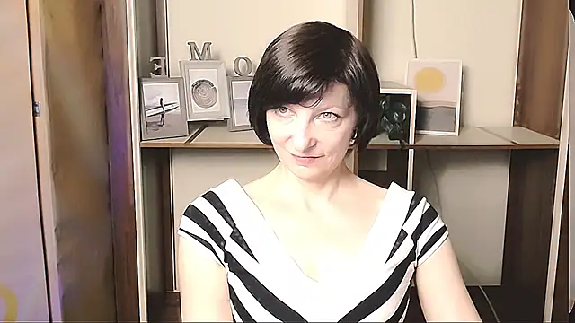  AngeliaFlow  online show from 04/30/26, 08:32