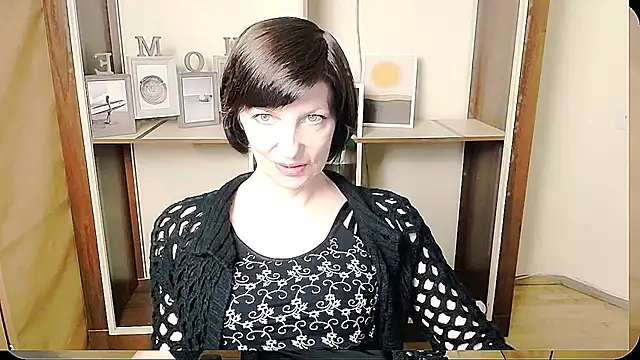 Snapshot of _AngeliaFlow_ chatting on 06/17/26, 08:03 AngeliaFlow online show from 06/17/26, 08:03