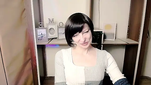  AngeliaFlow  online show from 02/06/26, 09:05