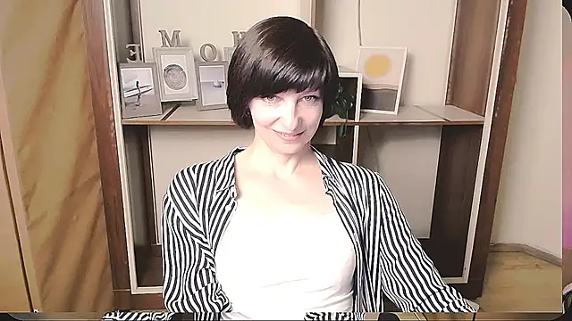  AngeliaFlow  online show from 05/14/26, 08:33