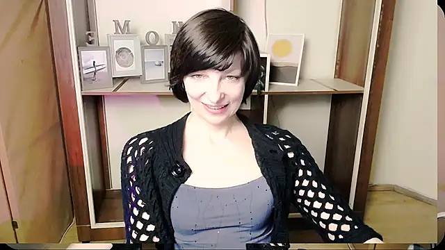  AngeliaFlow  online show from 05/21/26, 08:01
