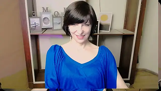  AngeliaFlow  online show from 05/26/26, 07:39