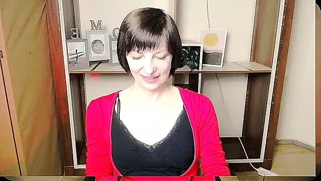 Snapshot of _AngeliaFlow_ chatting on 06/10/26, 08:15 AngeliaFlow online show from 06/10/26, 08:15