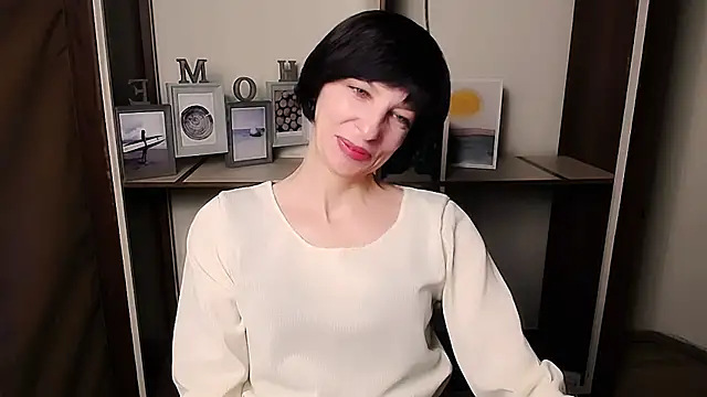  AngeliaFlow  online show from 01/18/26, 01:25