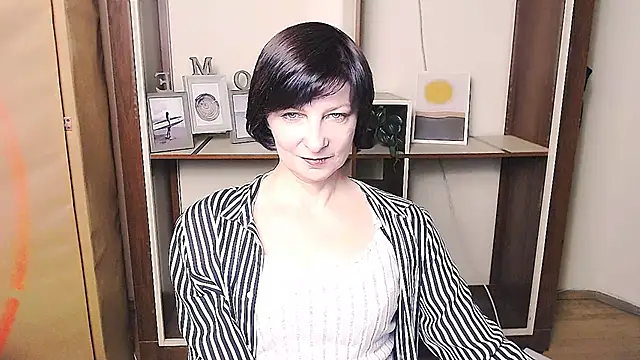  AngeliaFlow  online show from 04/15/26, 08:20