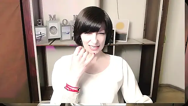  AngeliaFlow  online show from 05/30/26, 07:36