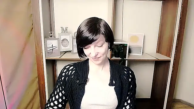  AngeliaFlow  online show from 02/11/26, 10:15