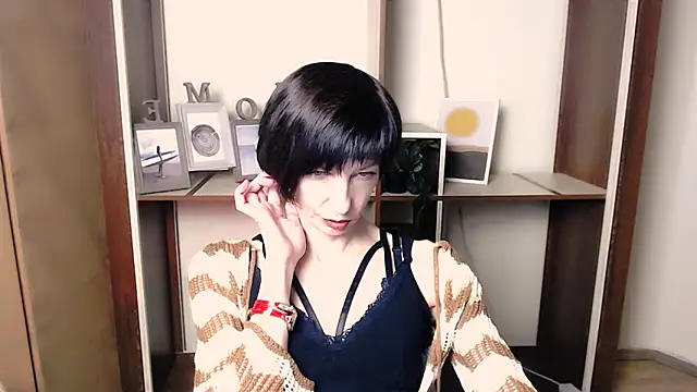  AngeliaFlow  online show from 11/26/25, 12:38