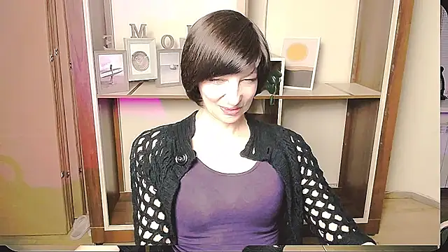  AngeliaFlow  online show from 05/13/26, 08:32