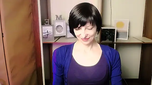  AngeliaFlow  online show from 01/14/26, 08:29