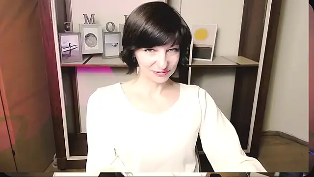  AngeliaFlow  online show from 05/20/26, 09:50