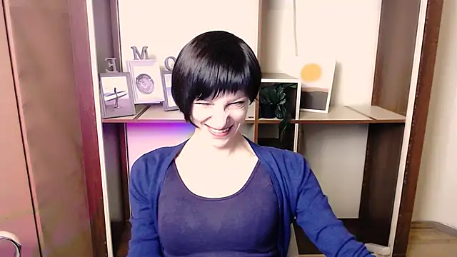  AngeliaFlow  online show from 11/27/25, 08:37