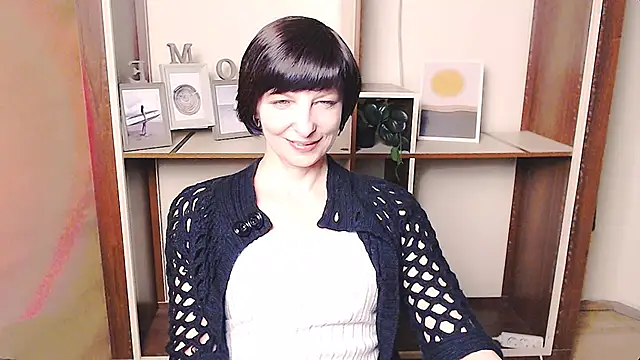  AngeliaFlow  online show from 04/01/26, 01:52