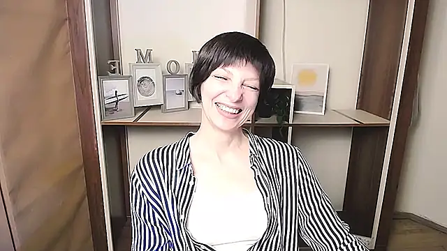  AngeliaFlow  online show from 02/21/26, 10:17