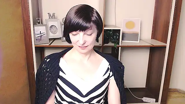  AngeliaFlow  online show from 04/04/26, 09:49