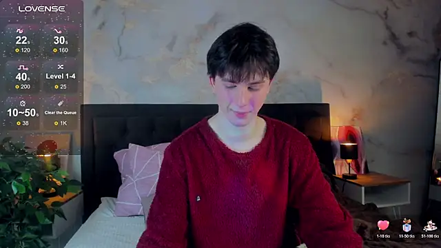 AdrianoAubert online show from 11/18/25, 04:16