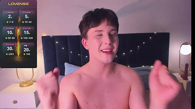 AdrianoAubert online show from 10/11/25, 03:24