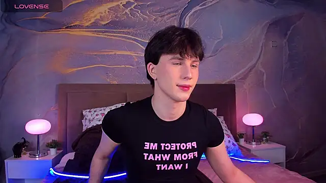 AdrianoAubert online show from 12/01/25, 10:16