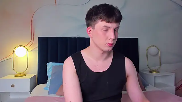 AdrianoAubert online show from 09/12/25, 03:06