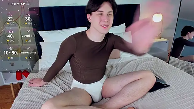 AdrianoAubert online show from 03/23/25, 06:47