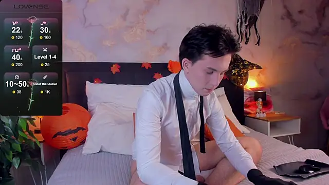 AdrianoAubert online show from 11/05/25, 10:18