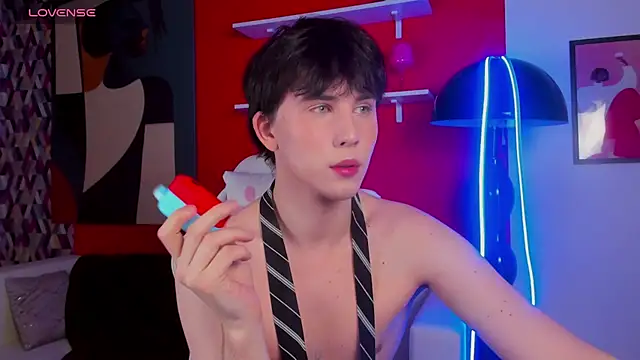 AdrianoAubert online show from 12/04/25, 10:25