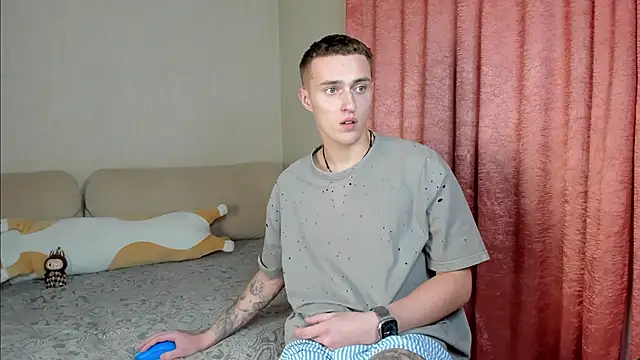 crazybottom99 online show from 11/05/25, 07:17