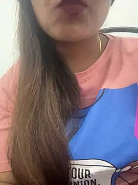 Deepcha1991 online show from 02/12/25, 08:07