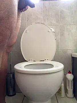 Uncleuncutmushroom online show from 02/02/26, 07:07