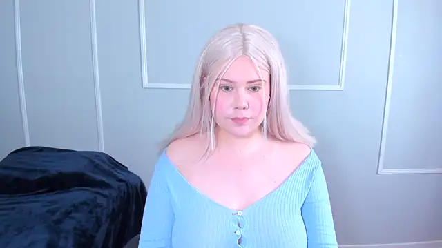  leana  online show from 11/16/25, 06:01