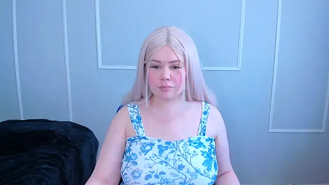 Snapshot of _leana_ chatting on 02/12/26, 05:23 leana online show from 02/12/26, 05:23