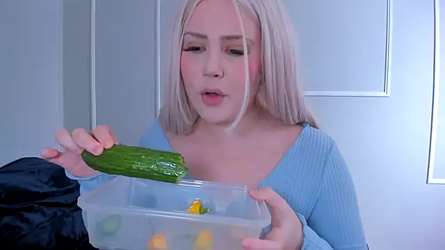  leana  online show from 02/04/25, 05:34