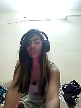 kissmebishh online show from 03/16/25, 08:10