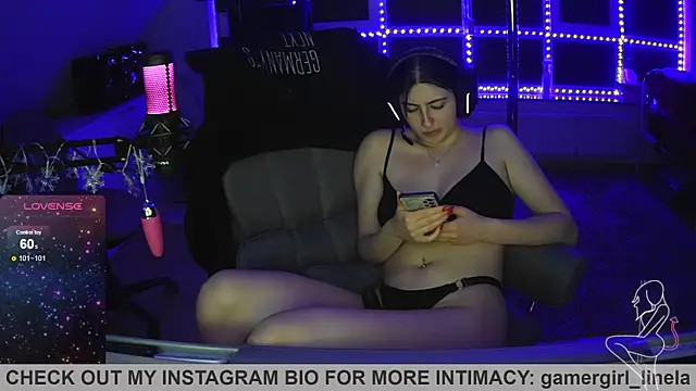 Gamergirl-Linela online show from 11/30/25, 10:21