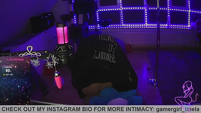 Gamergirl-Linela online show from 11/18/25, 05:16