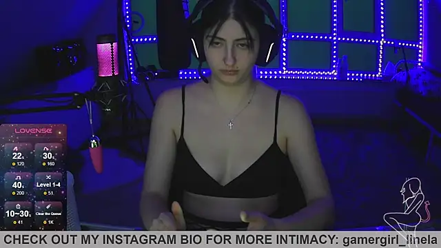 Snapshot of Gamergirl-Linela chatting on 09/11/25, 04:45 Gamergirl-Linela online show from 09/11/25, 04:45