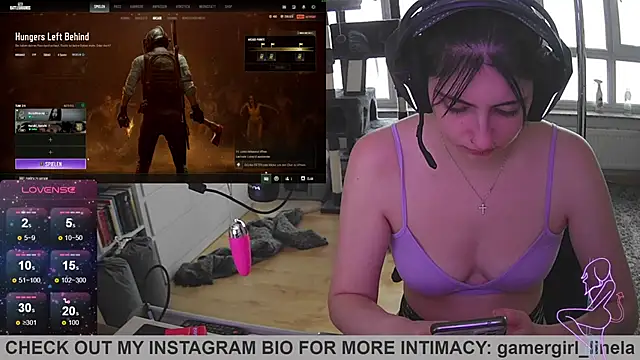 Snapshot of Gamergirl-Linela chatting on 10/04/25, 01:45 Gamergirl-Linela online show from 10/04/25, 01:45