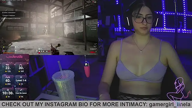 Snapshot of Gamergirl-Linela chatting on 10/05/25, 01:51 Gamergirl-Linela online show from 10/05/25, 01:51
