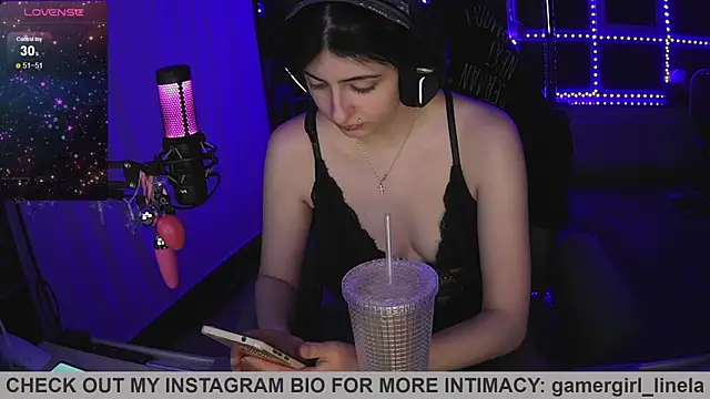 Gamergirl-Linela online show from 04/10/26, 12:39